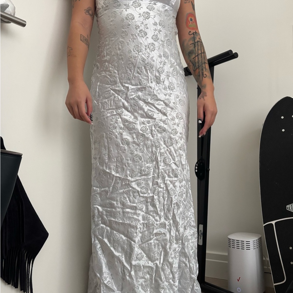 Elegant White Floral Women's Dress